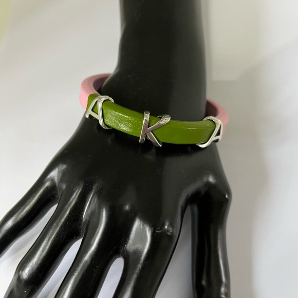 Alpha Kappa Alpha AKA Leather Bracelet - Picture 9 of 9